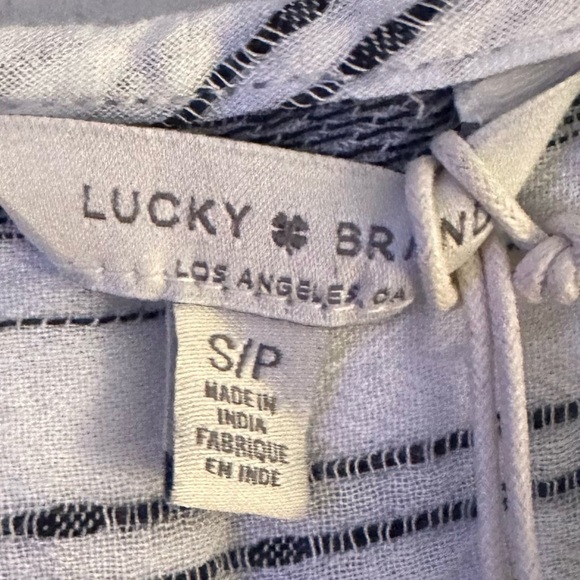 Lucky Brand Button down Top - Picture 4 of 6